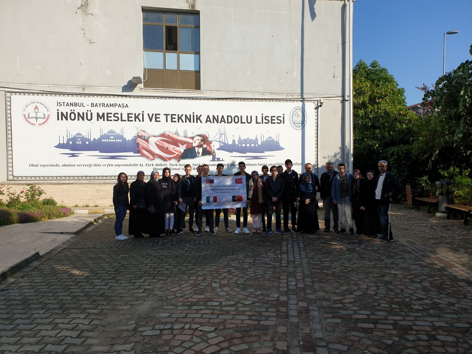 İnönü Mesleki ve Teknik Anadolu Lisesi Öğrencileri Erasmus+ KA102 Mesleki Eğitim     Öğrenci ve Personel Hareketliliği Kapsamında Avrupa’da Stajda